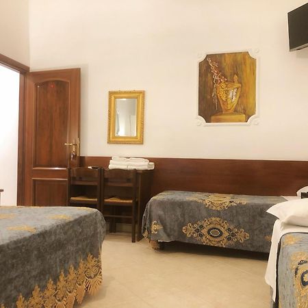 Hostel Cosmos Рим Екстериор снимка